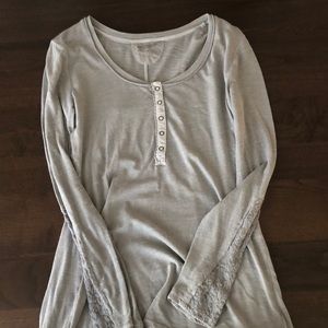 Gray long sleeve tunic with lace detail